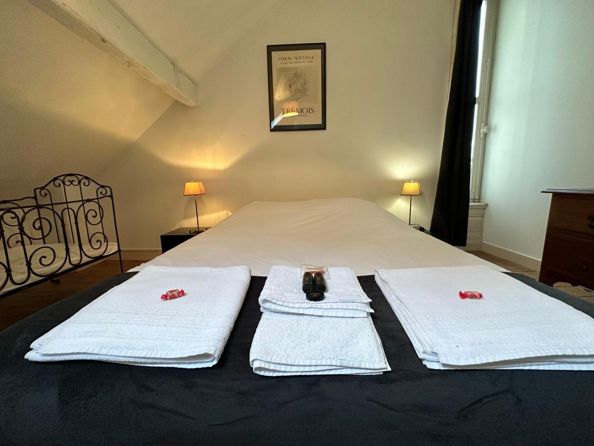 Villa Rennaissance - Proche Mer - Parking - Menage & Linge Inclus La Rochelle  Eksteriør bilde